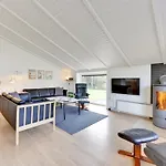 Дом отдыха Darina - 1-5km From The Sea By Interhome