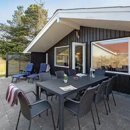 Holiday home Darina *