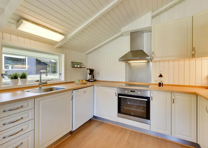 Darina - 1-5km From The Sea By Interhome *