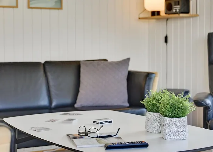 Darina - 1-5km From The Sea By Interhome