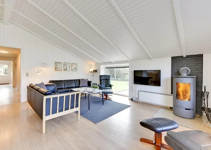 בית נופש Darina - 1-5km From The Sea By Interhome